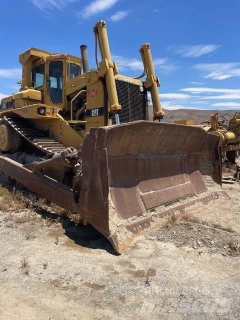 CAT D 9 L Buldooserid
