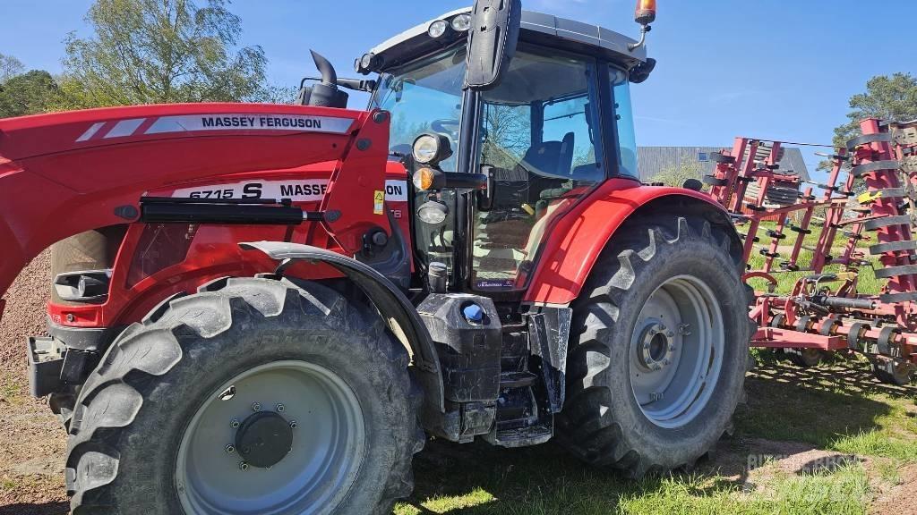 Massey Ferguson 6715 Traktorid
