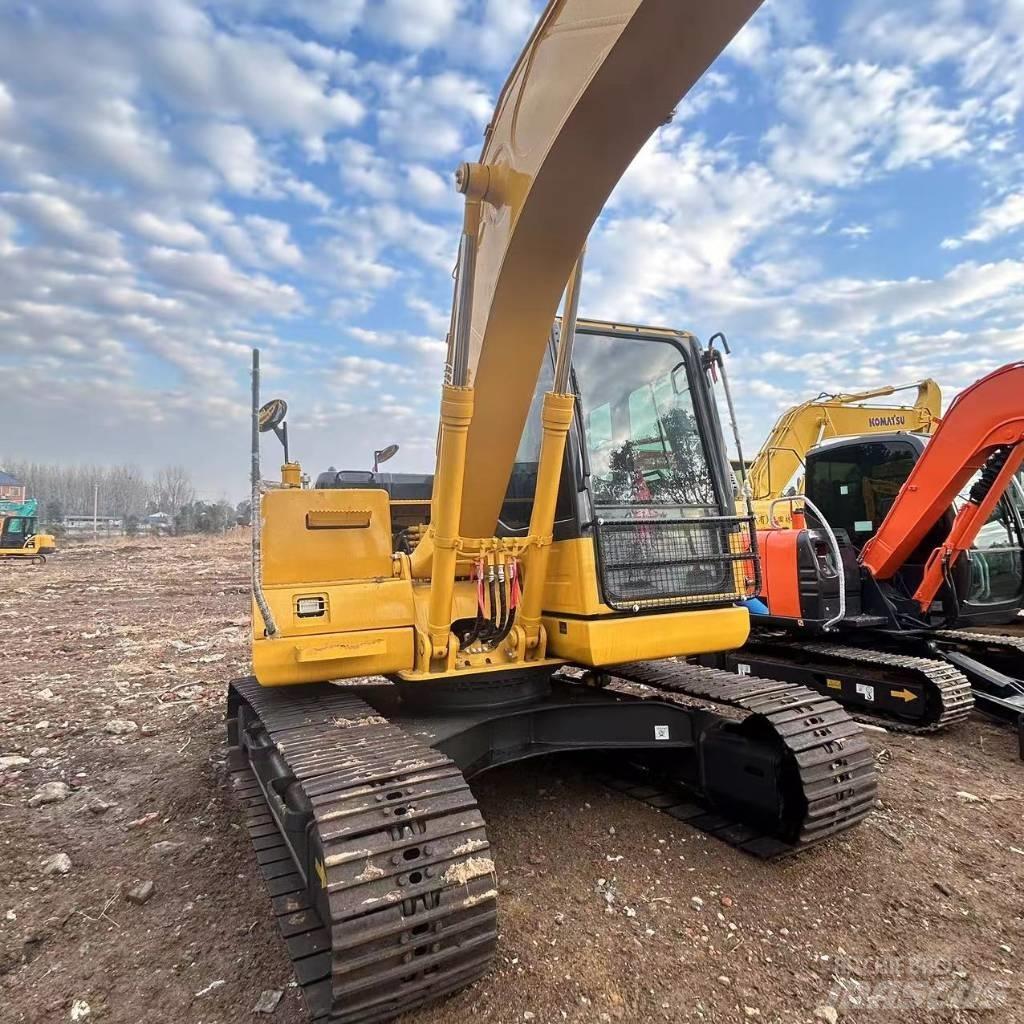 Komatsu PC 110 Väikeekskavaatorid 7t-12t