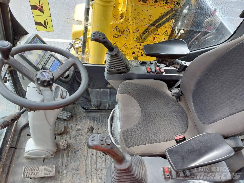 Komatsu PW148-11 Ratasekskavaatorid