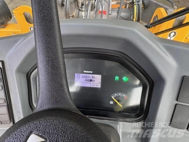 Volvo L 30 G Rataslaadurid