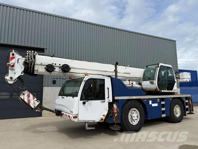 Terex AC 35 L Maastikutõstukid