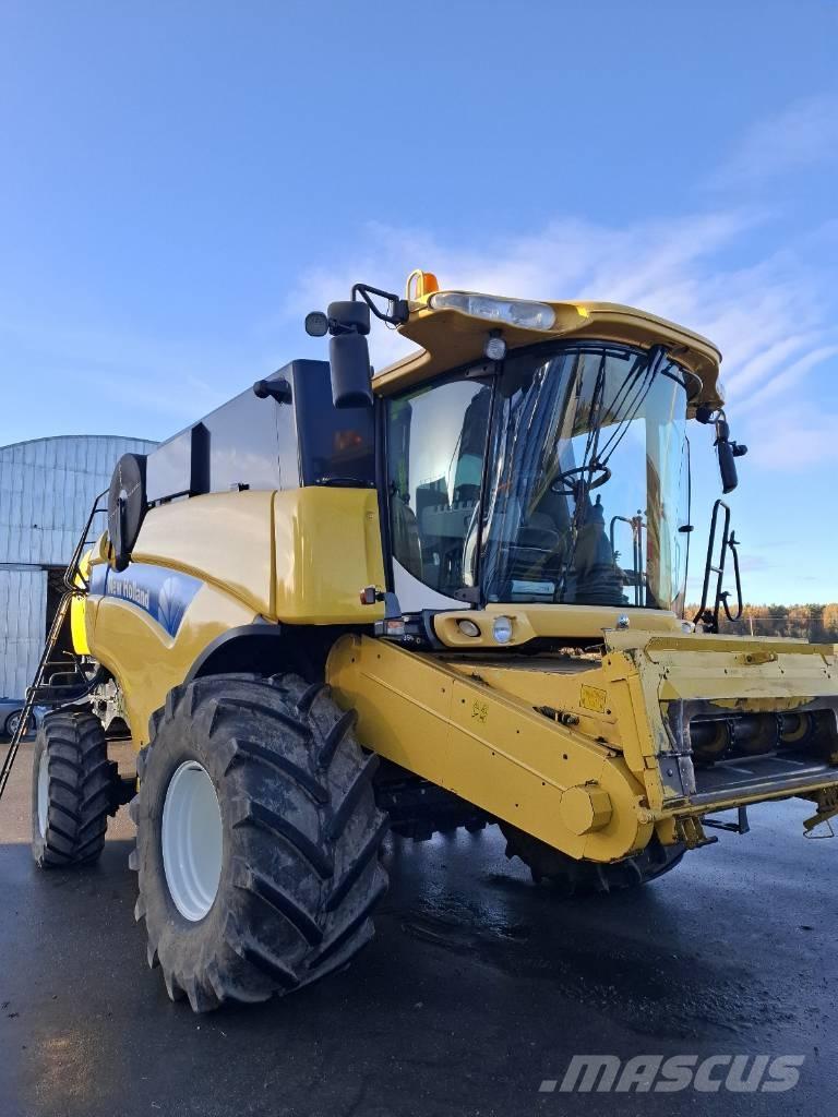 New Holland CX 840 Teraviljakombainid