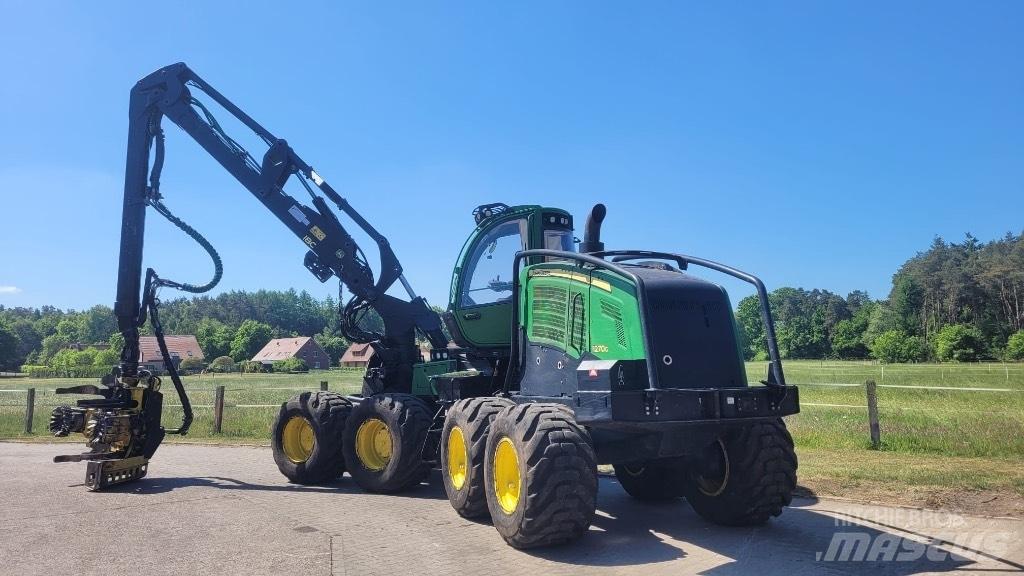John Deere 1270 G Harvesterid