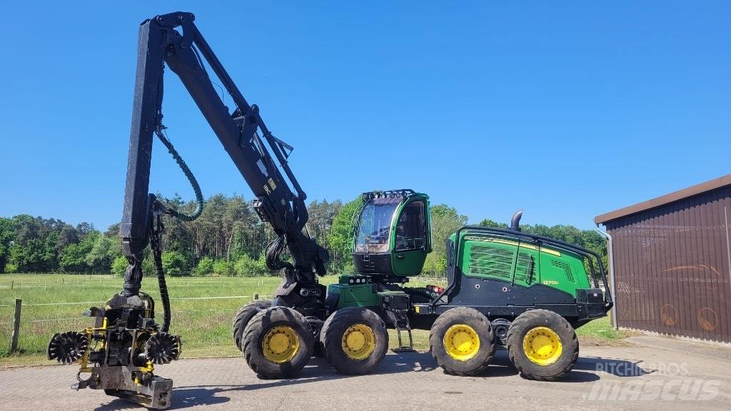 John Deere 1270 G Harvesterid