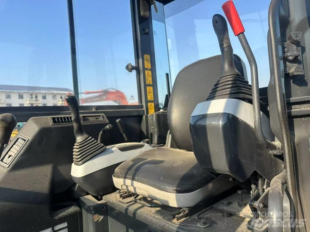 Komatsu PC 40 Miniekskavaatorid < 7 t