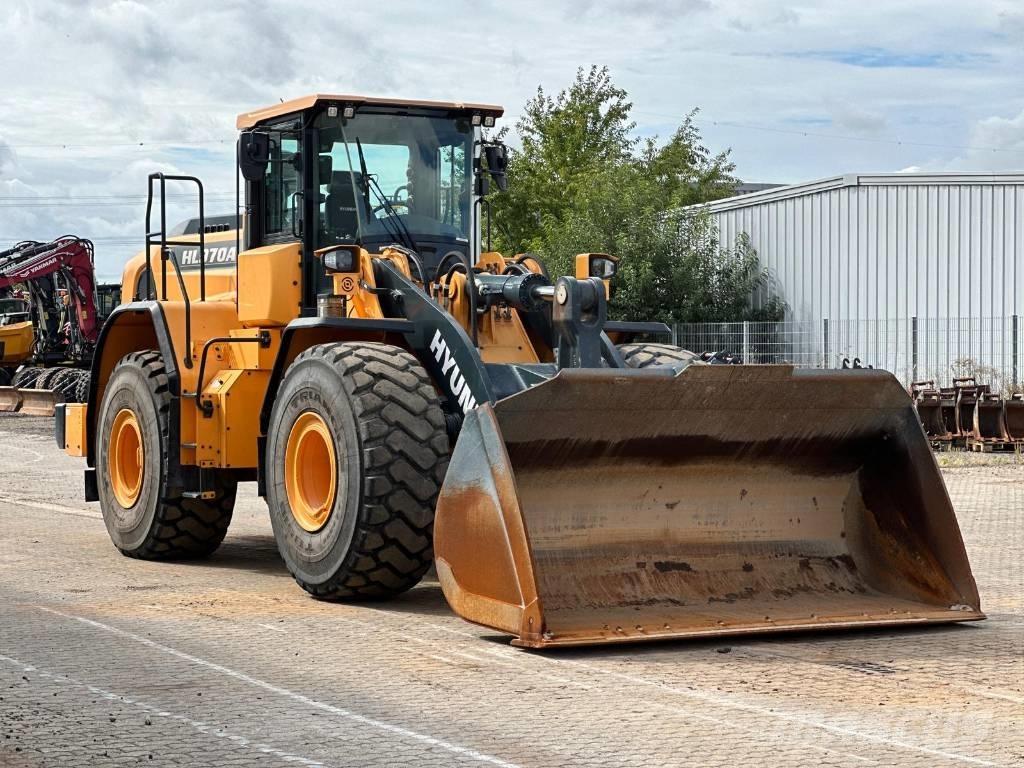 Hyundai HL 970 A 4x4 Rataslaadurid