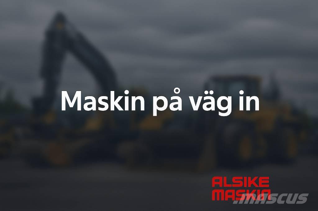 JCB 413 S Rataslaadurid