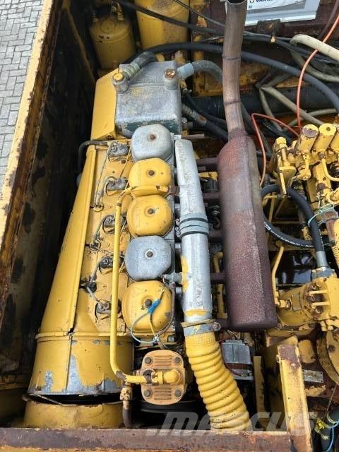Liebherr A 911 C Ratasekskavaatorid