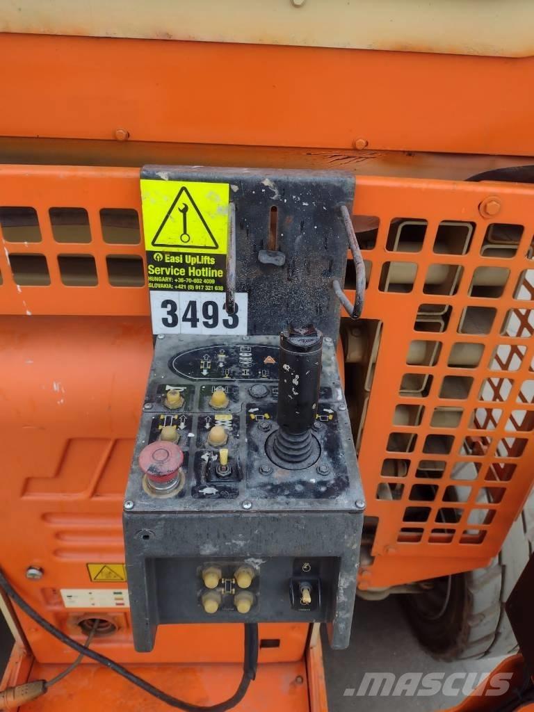JLG M 4069 Käärtõstukid