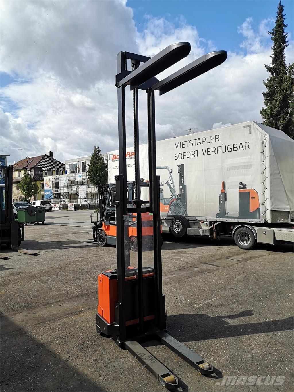 BT PPS 1200 MX/1 Platvormiga virnastajad