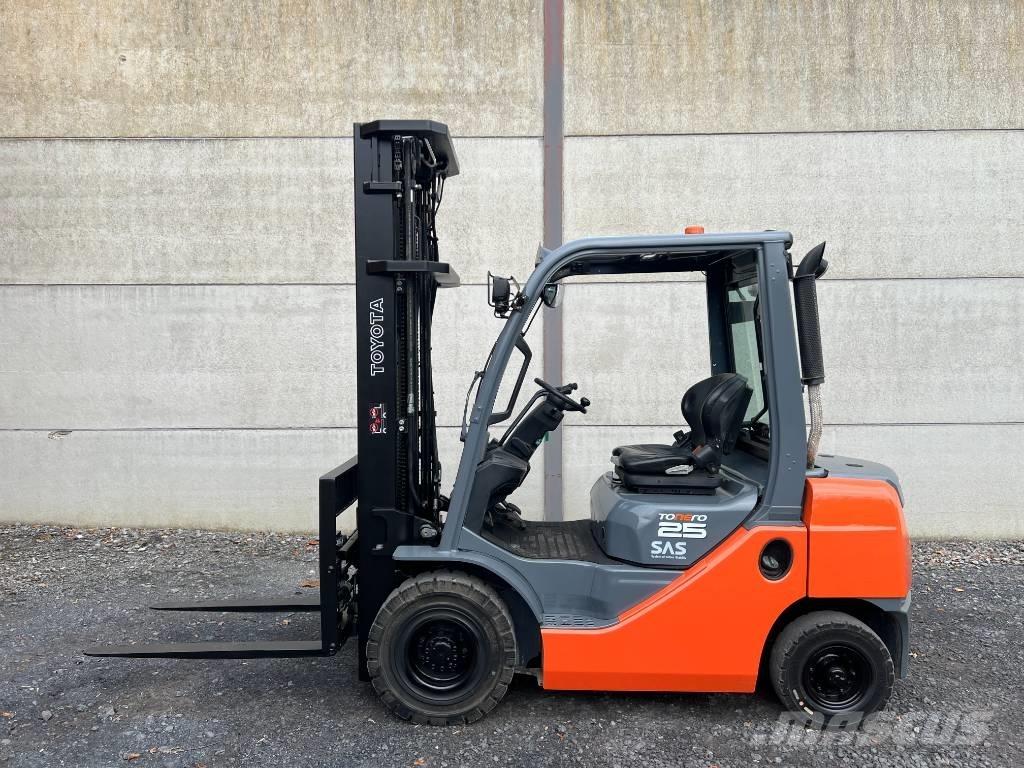 Toyota 02-8 FDF 25 Diiseltõstukid