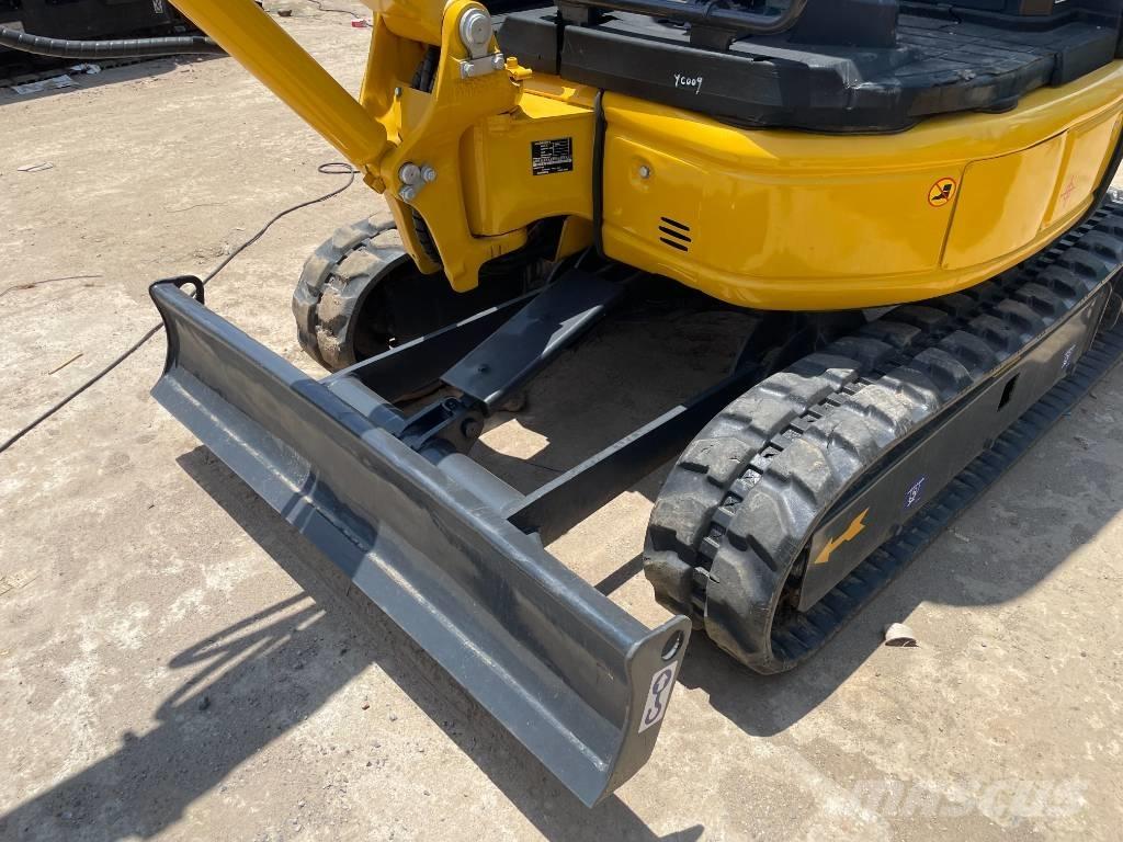 Komatsu PC 20 MR Miniekskavaatorid < 7 t