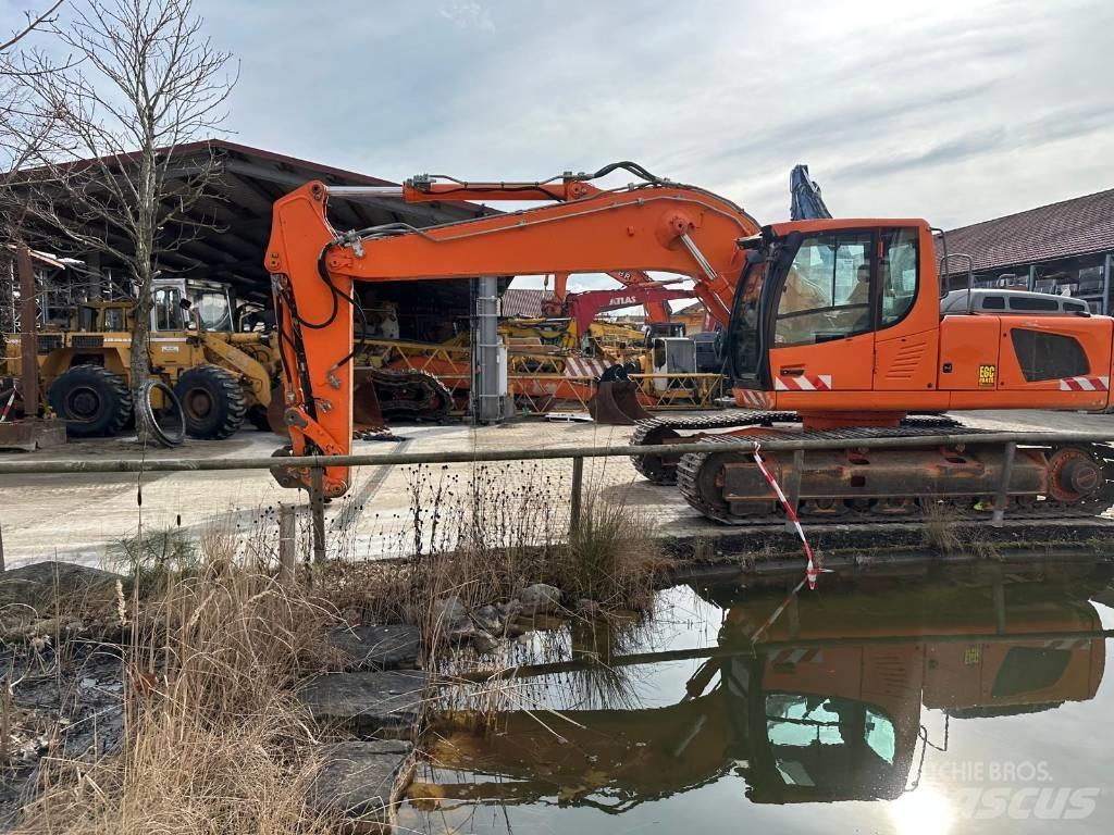 Liebherr R 916 LC Roomikekskavaatorid