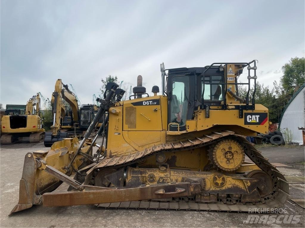 CAT D 6 T LGP Buldooserid
