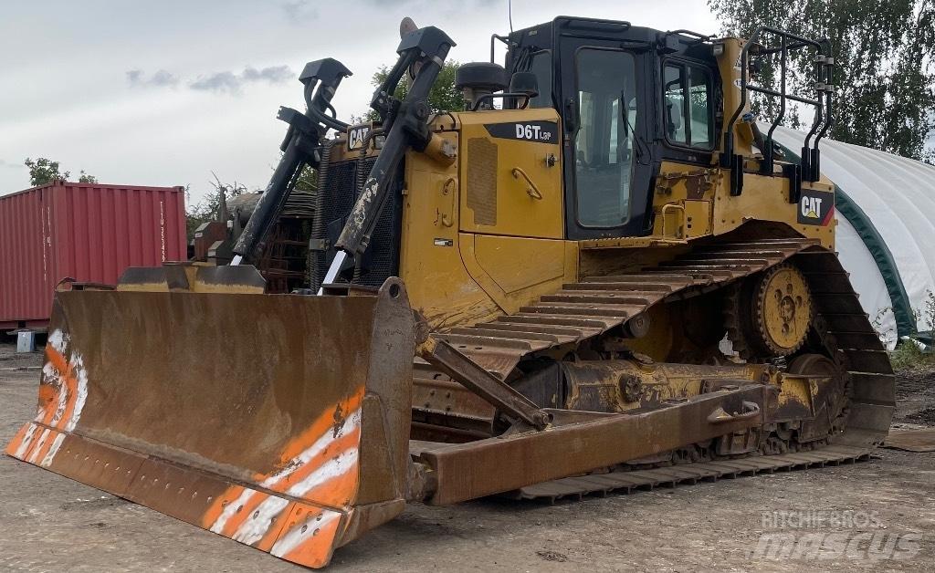 CAT D 6 T LGP Buldooserid