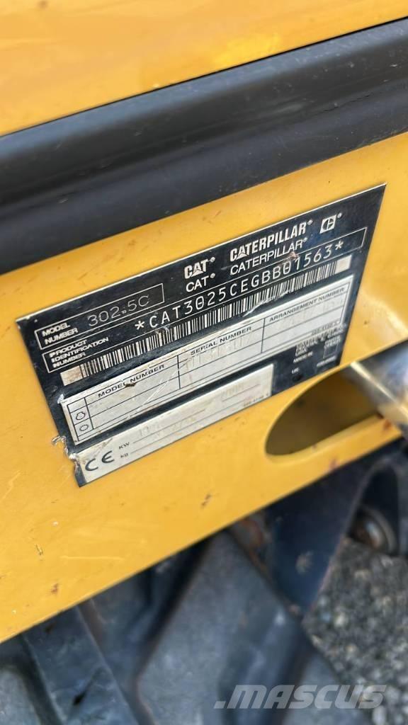 CAT 926 Rataslaadurid