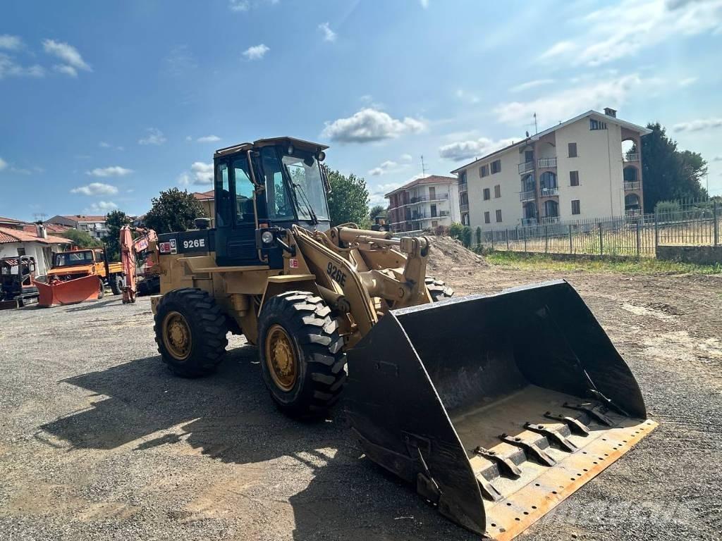 CAT 926 Rataslaadurid