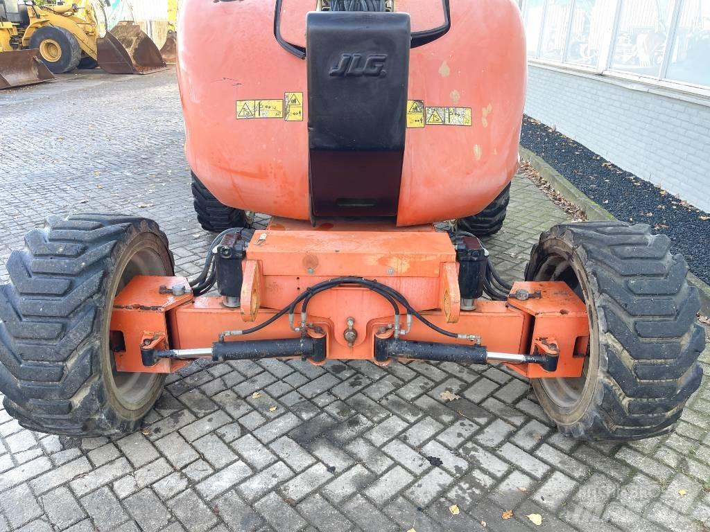 JLG 600 AJ Teleskoop poomtõstukid