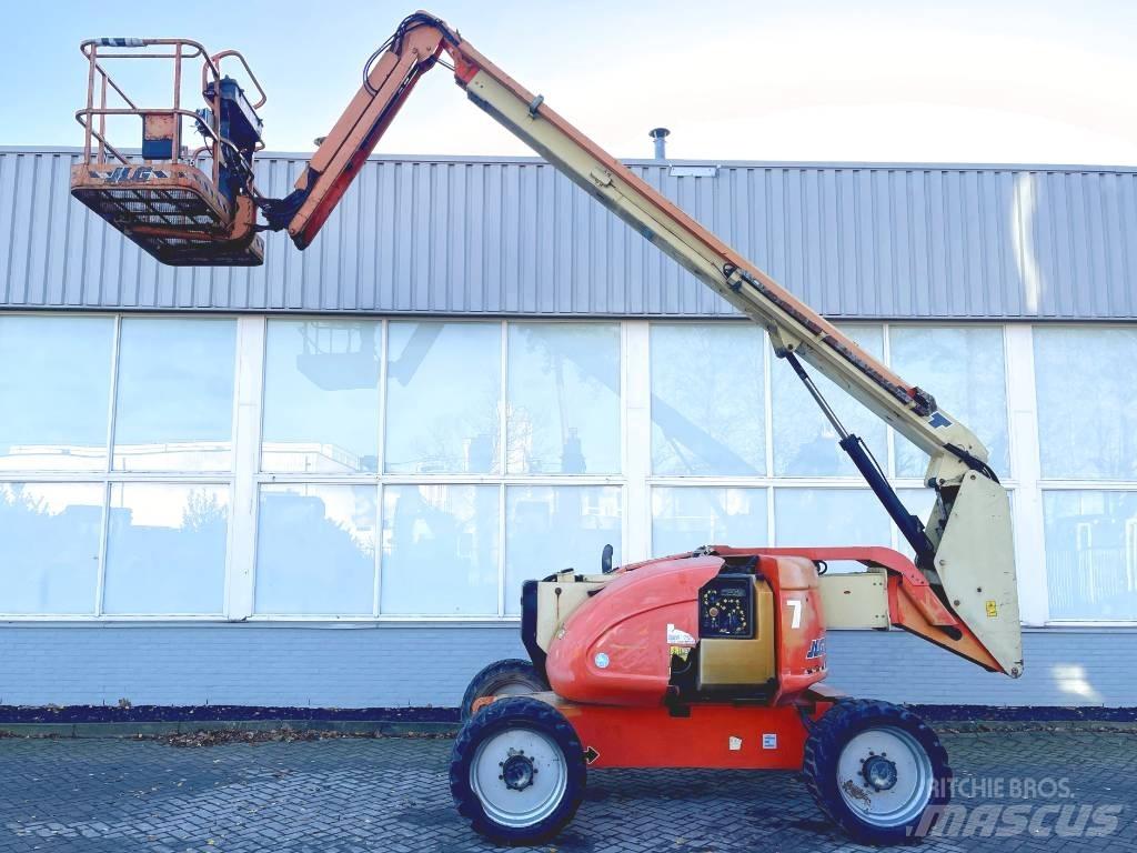 JLG 600 AJ Teleskoop poomtõstukid