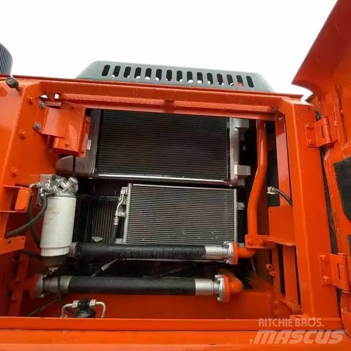 Doosan DX 300 LC Miniekskavaatorid < 7 t