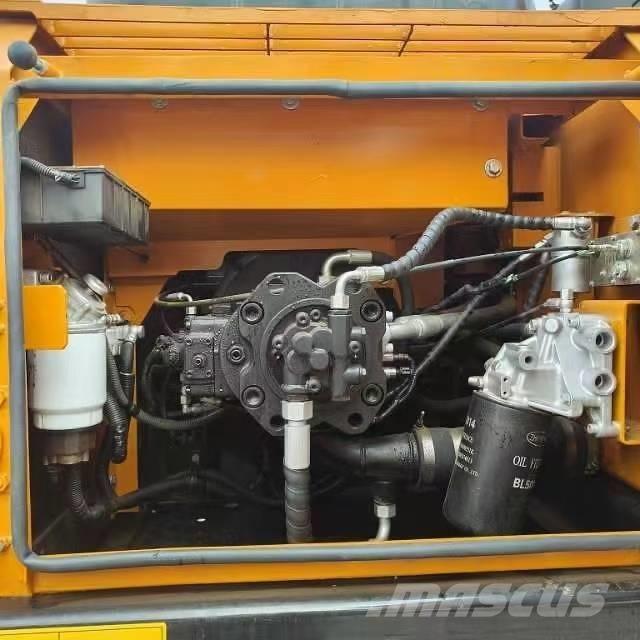 Sany SY215C Roomikekskavaatorid