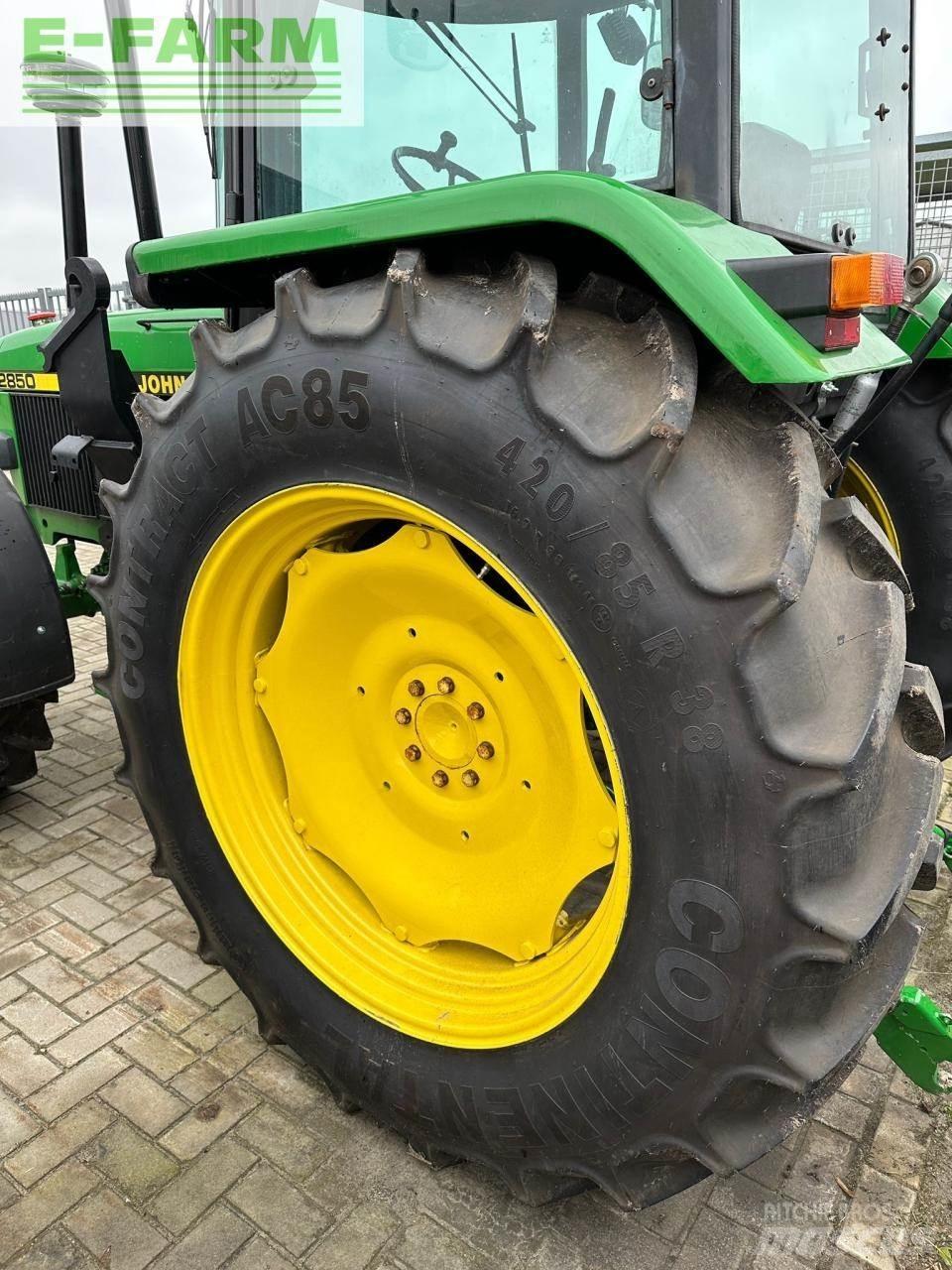 John Deere 2850 Traktorid