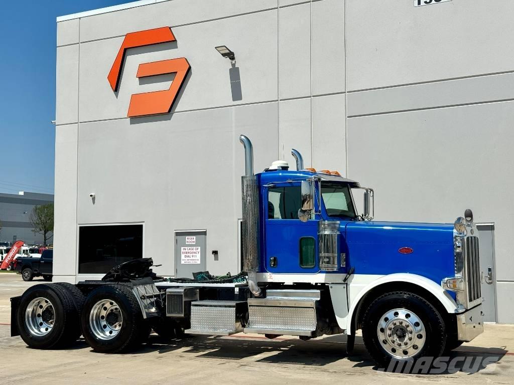 Peterbilt 389 Sadulveokid