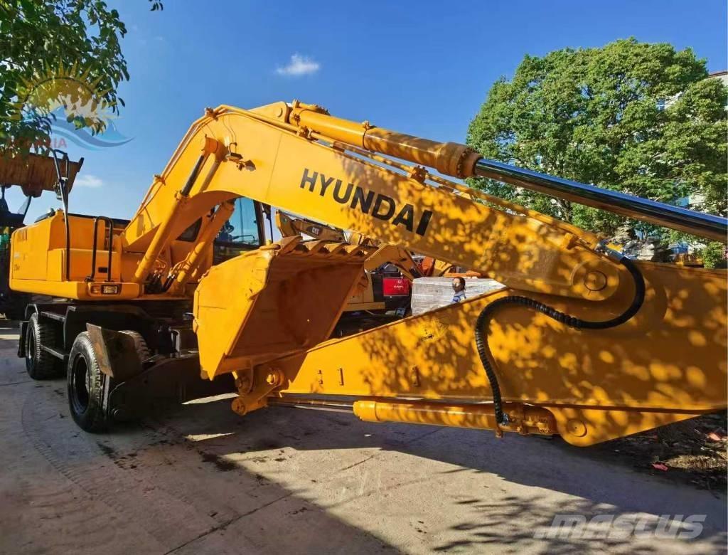 Hyundai r210w-7 Ratasekskavaatorid