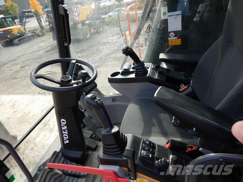 Volvo EW 220 E Ratasekskavaatorid