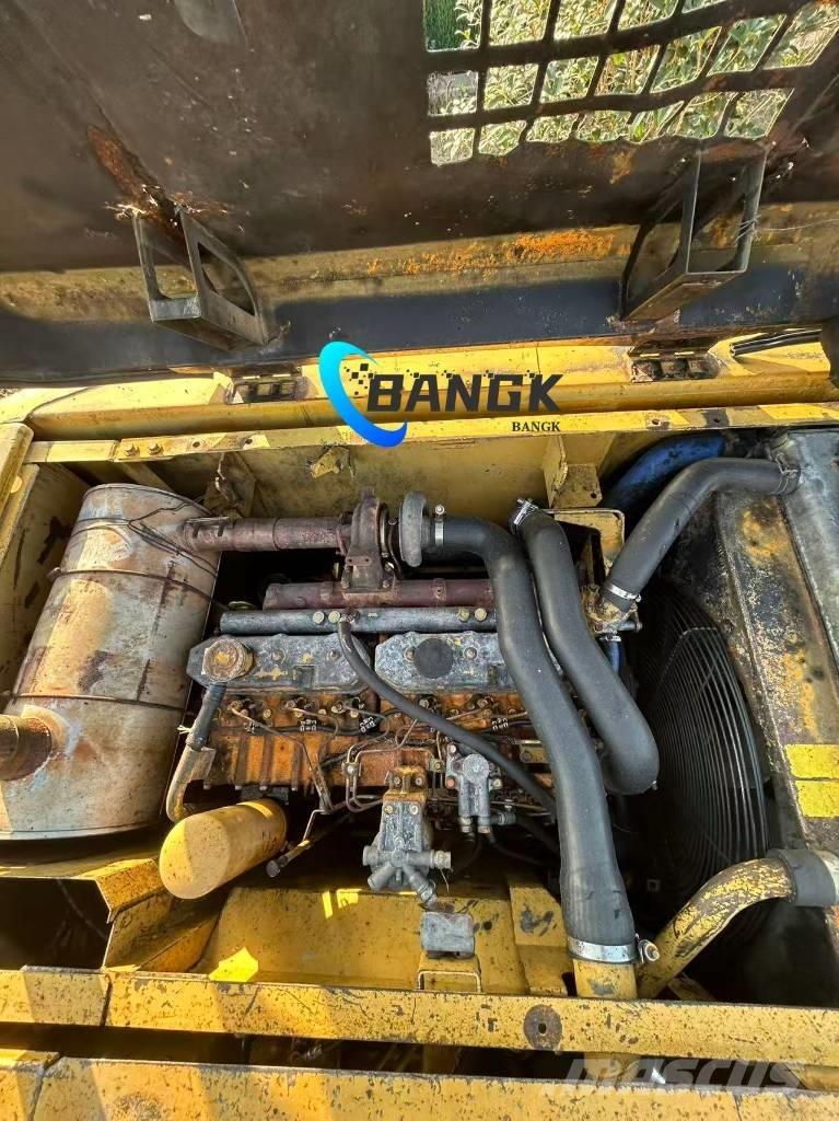 CAT 320 C Roomikekskavaatorid