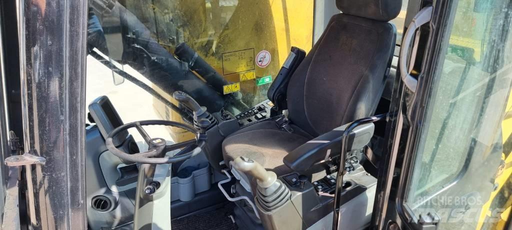 CAT M 325 D MLH Materjalikäitlusmasinad