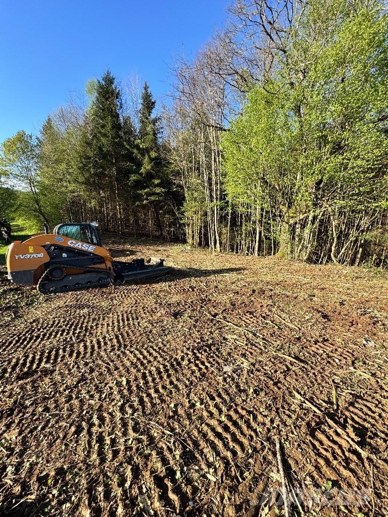 CASE TV 370 B Kompaktlaadurid