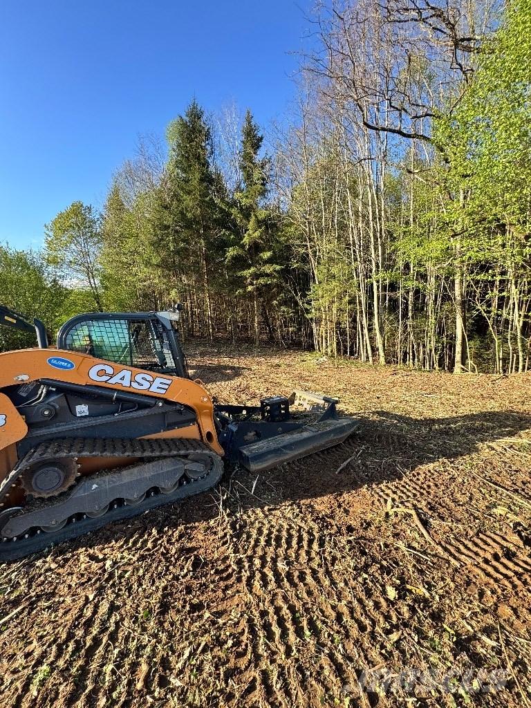 CASE TV 370 B Kompaktlaadurid