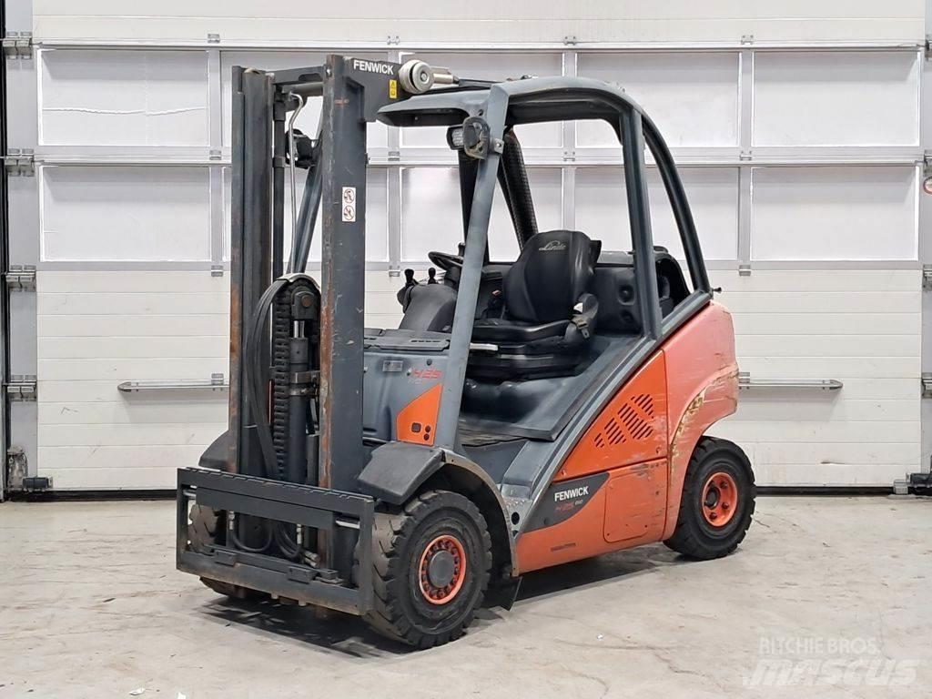 Linde H25T-02 Gaasitõstukid