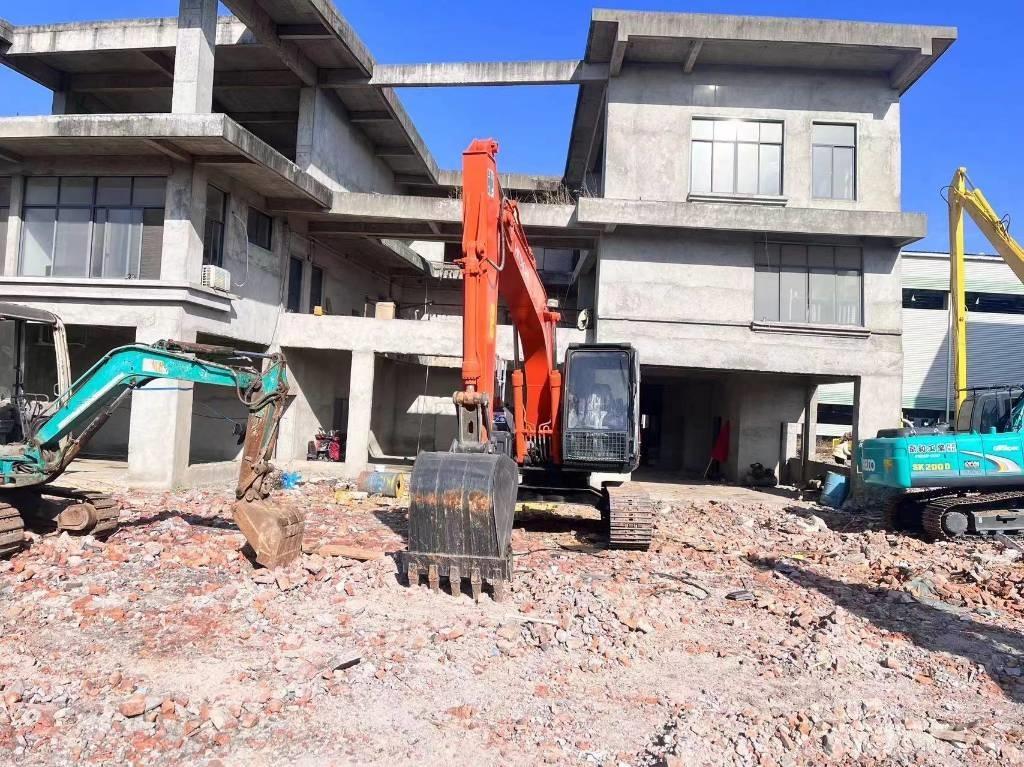 Hitachi ZX 120-6 Roomikekskavaatorid
