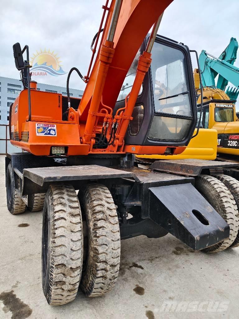 Hitachi EX 100 W D Ratasekskavaatorid