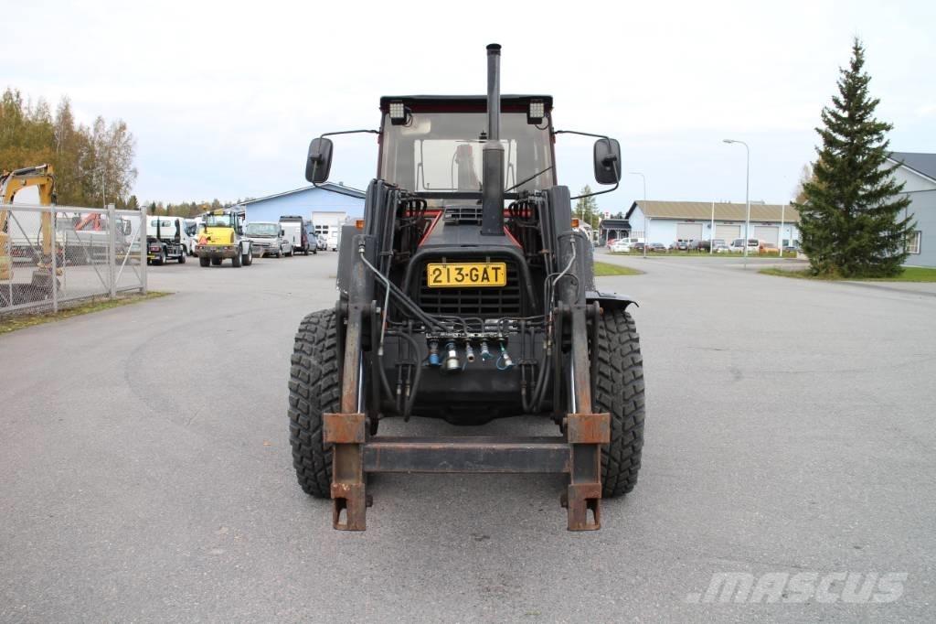 Valmet 815 Traktorid