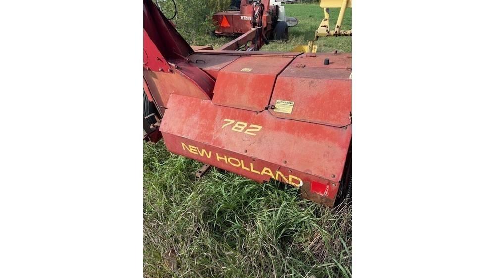 New Holland 782 Silokombainid