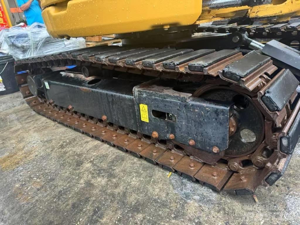 CAT 304 CR Miniekskavaatorid < 7 t