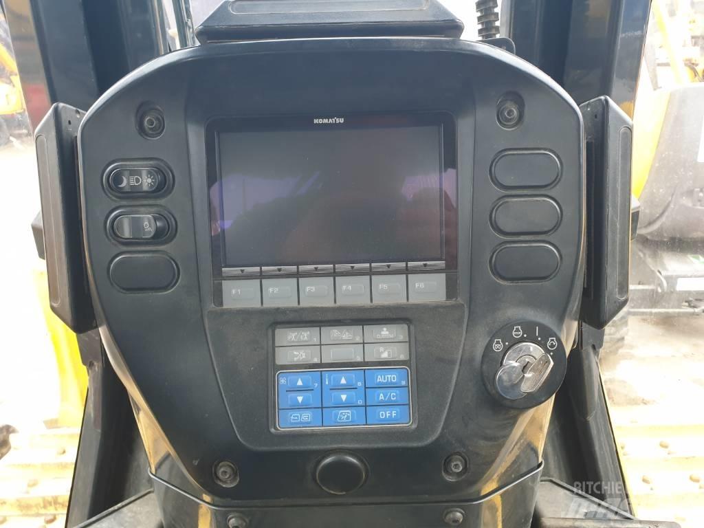 Komatsu D 65 WX-17 Buldooserid