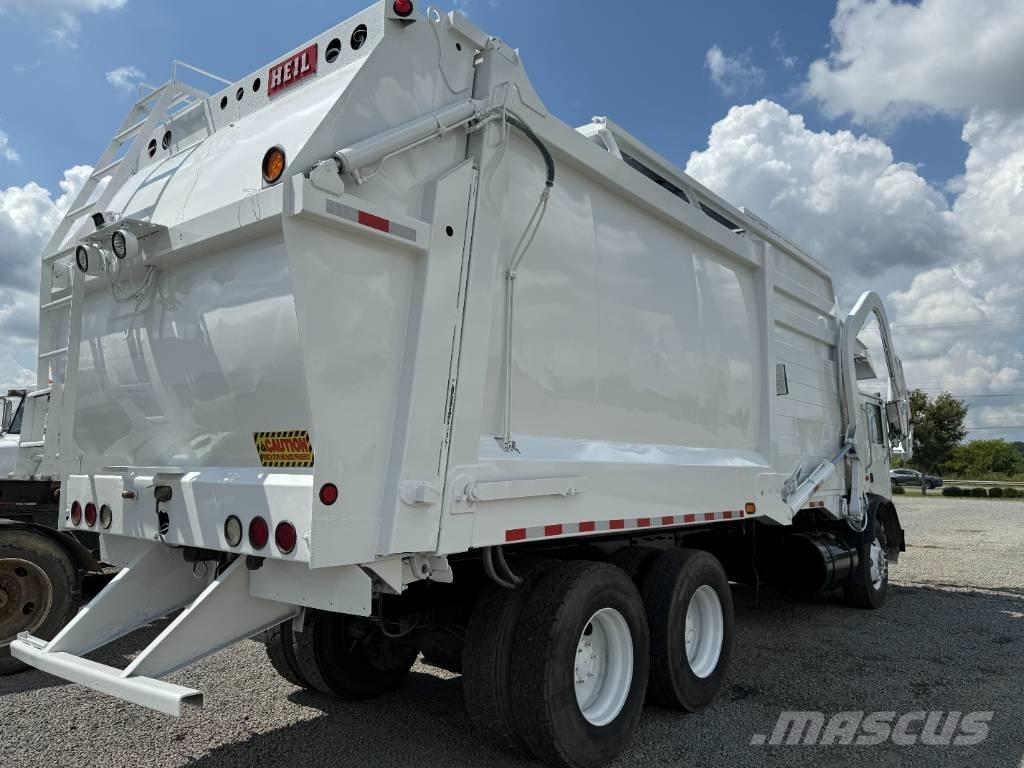 Mack MR600 Prügiautod