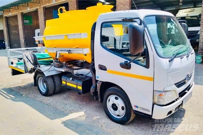 Hino 300 614 Muud veokid