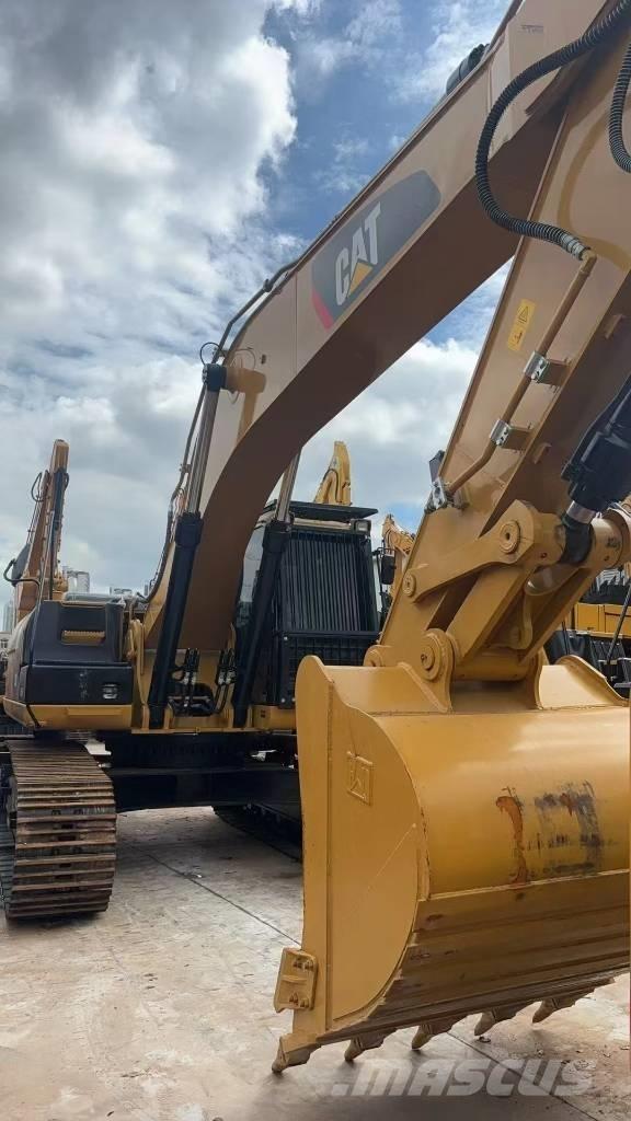 CAT 330 D L Roomikekskavaatorid
