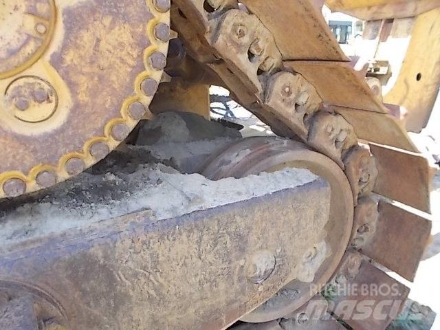 CAT D 11 N Buldooserid