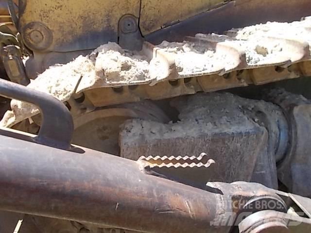 CAT D 11 N Buldooserid