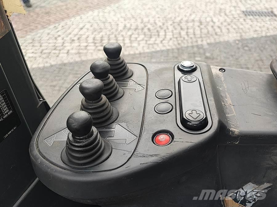 Linde R14X-03 Lükandmastiga tõstukid