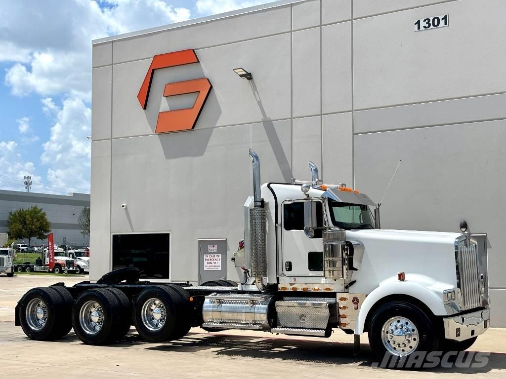 Kenworth W 900 Sadulveokid