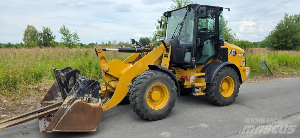 CAT 908 , Cat 908M Rataslaadurid