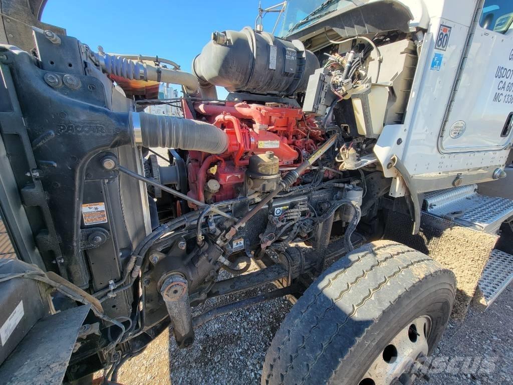 Kenworth T 800 Sadulveokid